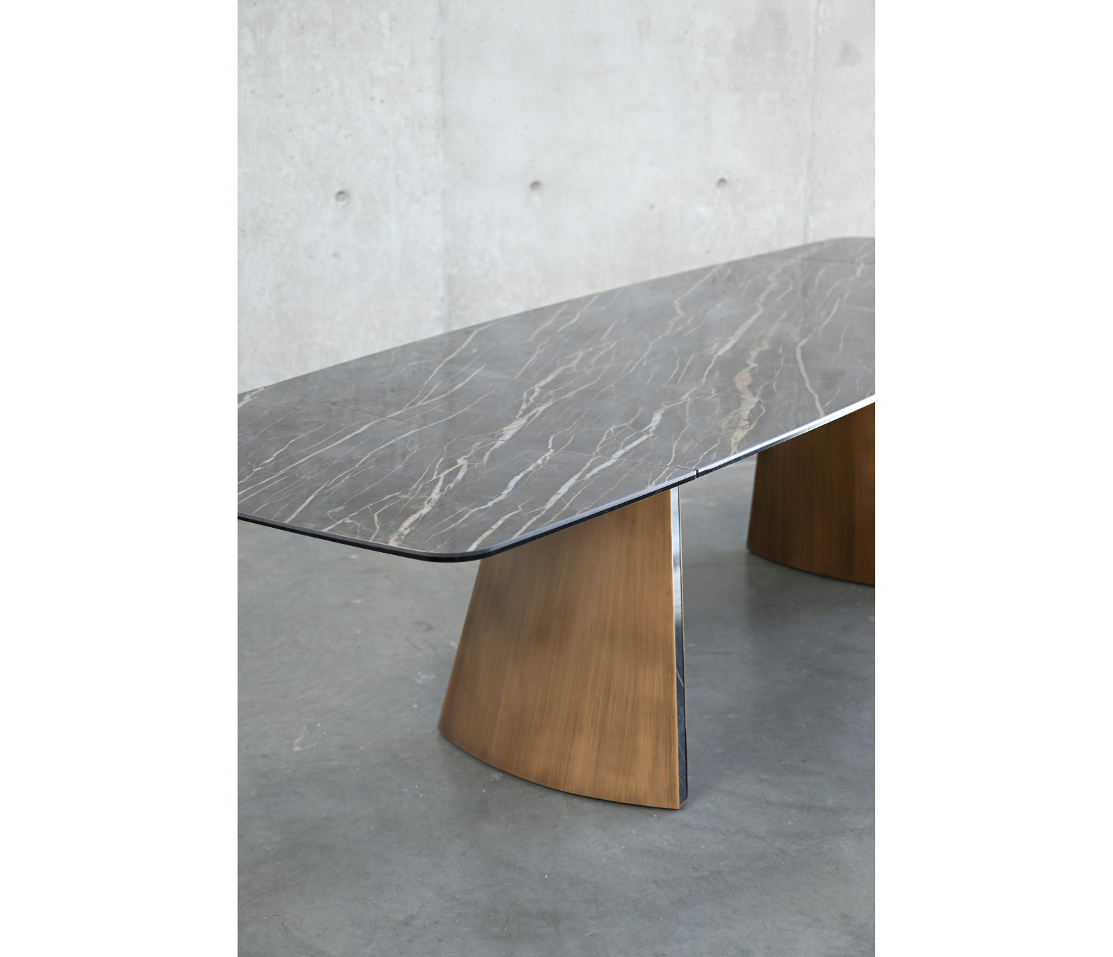 Ravello Dining Table - Noir Desir